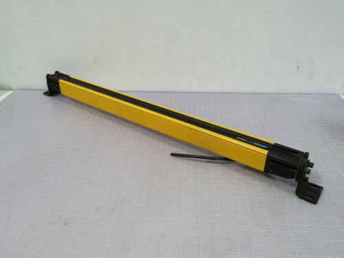 Keyence SL-V32HM-R  Light Curtain Transmitter   For Sale