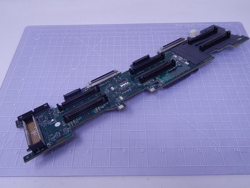 Dell CN-0Y0982-13740-49U-033O 6-Slot SCSI Back Plane Board T115179 For Sale