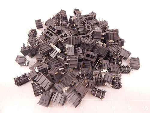 Lot of 118 40-0823 Connectors T73718 For Sale