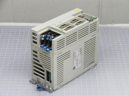 Mitsubishi  MR-J2S-40B-EE085  AC Servo 400W 50/60Hz w/out covers  For Sale
