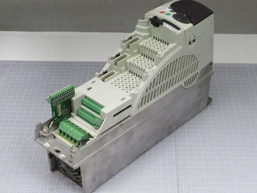 CONTROL TECHNIQUES SP1201 SERVO DRIVER 0-240 50-60 HZ 7.1 AMP 3 PH T196322