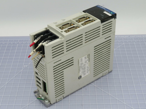 Mitsubishi MR-J2S-10B-RS238  AC Servo Driver 100W 170V 0-360 Hz 1.1A  For Sale