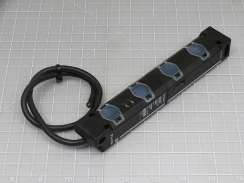 Keyence  PJ-50A  Photoelectric Area Sensor Transmit/Receive Pairs 5 segment  For Sale