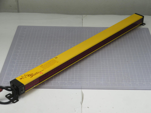Omron  MS46R-30-700-Q1-R-NC-FP  Light Curtain Transmitter  For Sale