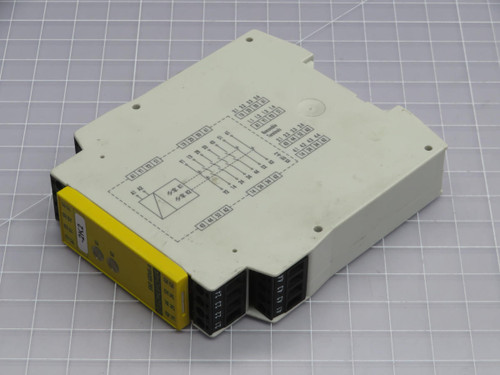 Schleicher   18815437-S1A  SNE 4004K-A  Safety Relay  For Sale