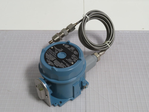 UNITED ELECTRIC E122-2BSA K2596230 TEMPERATURE TRANSMITTER T203851