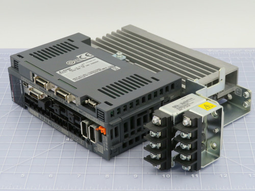 Mitsubishi MR-J4-40B-RJ020  AC Servo Driver 400W   For Sale
