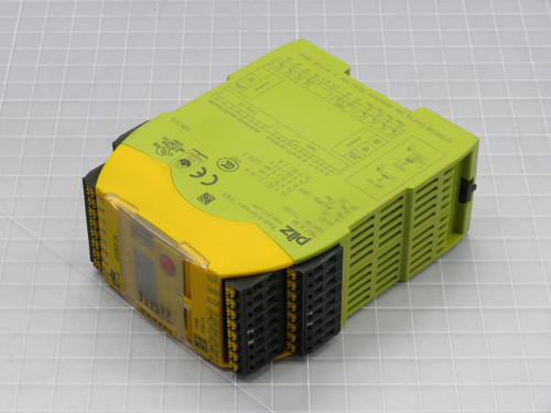 Pilz   772100  PNOZ M BO Safety Controller  For Sale
