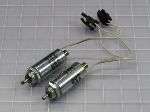 LOT OF 2 198990-003 CAPACITORS T211745