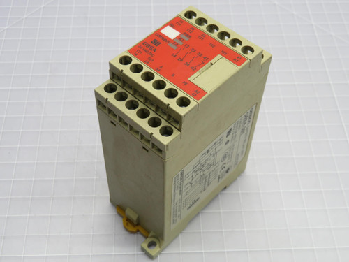 OMRON G9SA-301 SAFETY RELAY T219422
