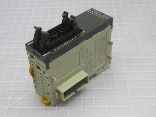 OMRON  CJ1W-MD233  I/O UNIT  For Sale