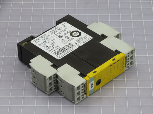 SIEMENS  3TK2842-2BB41  SAFETY RELAY   For Sale