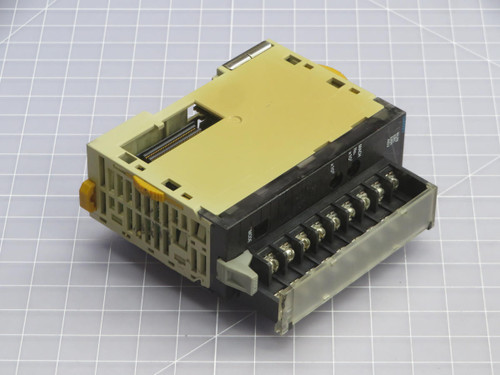 OMRON  CJ1W-DA021  EXPANSION I/O MODULE  For Sale