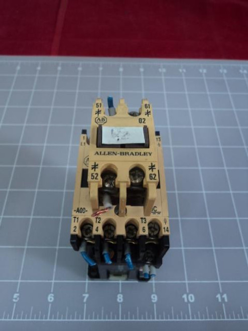 ALLEN-BRADLEY AB 100A09NZ*3 SER B CONTACTOR T11931