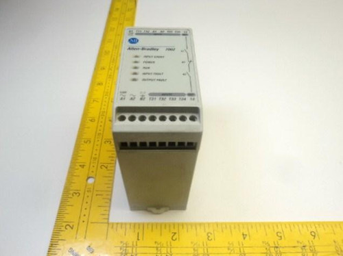 ALLEN-BRADLEY 700-ZBR100AZ1 A 120VAC  50/60HZ 24VDC SAFETY RELAY T14035