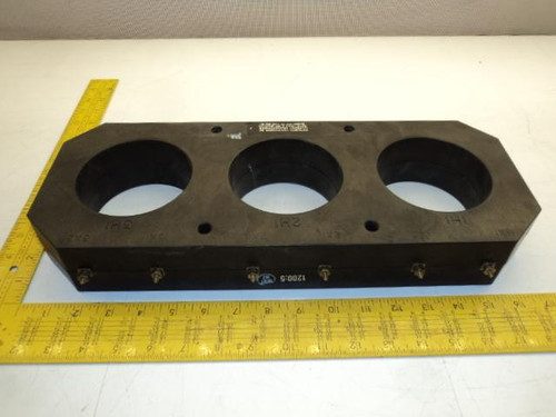 INSTRUMENT TANSFORMERS CURRENT TRANSFORMER 1200:5 600 V 3 PH  T19195