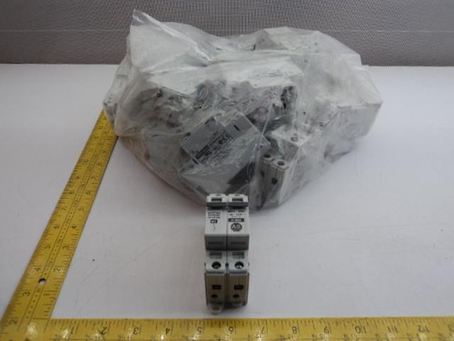 LOT OF 24 ALLEN-BRADLEY 1492-ACB BREAKER SWITCHES 5A 1/2HP T18976