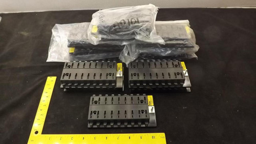LOT OF 4 UNITS OF COOPER BUSSMAN 15600-18-10 ATC FUSE PANEL T21840