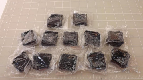 LOT OF 24 IDEC DGCW-1-BPN02 END PLATE T23886