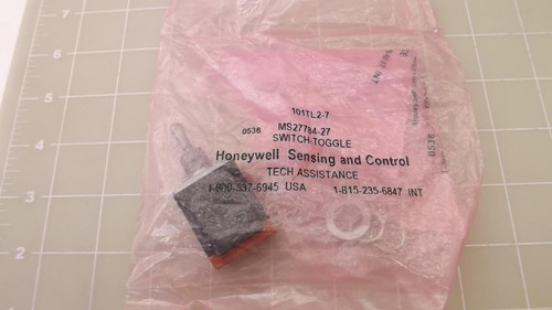 HONEYWELL 101TL2-7 MS27784-27 SWITCH TOGGLE T24067