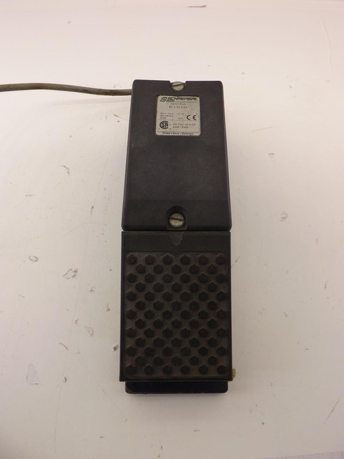 SCHMERSAL GFM10/1S 81.1.02.0.01 FOOT PEDAL SWITCH T42546
