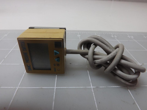 SMC ISE4-01-25 PRESSURE SWITCH T48758 SMC ISE4-01-25 PRESSURE SWITCH T48758