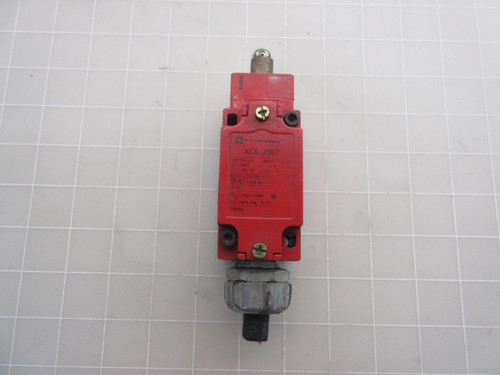 TELEMECANIQUE XCL-J567 LIMIT SWITCH T52451