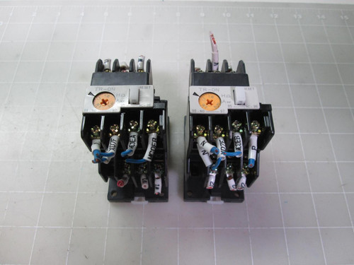 LOT OF 2 FUJI TR-0N ELECTRIC CONTACTOR T52622