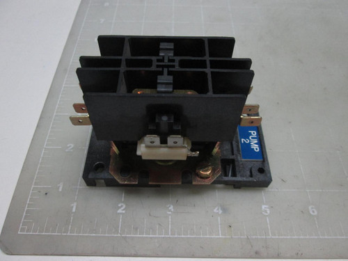 SQUARE D 8910DP12V02 CONTACTOR T55477