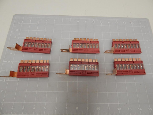 LOT OF 6 82620-48130 3J2092 FUSIBLE LINK BLOCK ASSEMBLY T59079