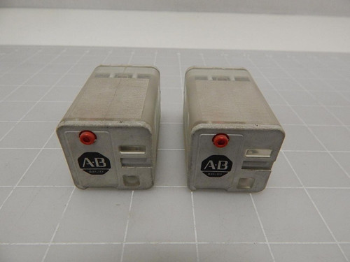 LOT OF 2 ALLEN BRADLEY 700-HB33A1-1-4 RELAYS T59581