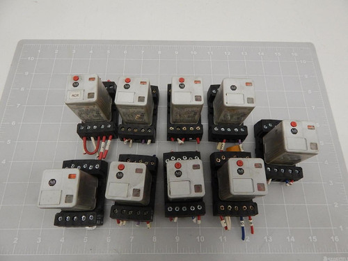 LOT OF 9 ALLEN BRADLEY 700HB33A1 700-HN102 RELAYS W/ SOCKET T59586