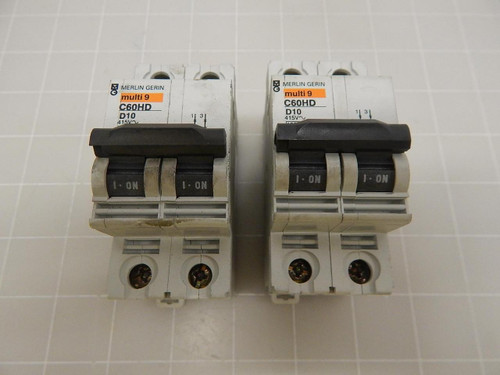 LOT OF 2 MERLIN GERIN C60HD D10 CIRCUIT BREAKER T62803