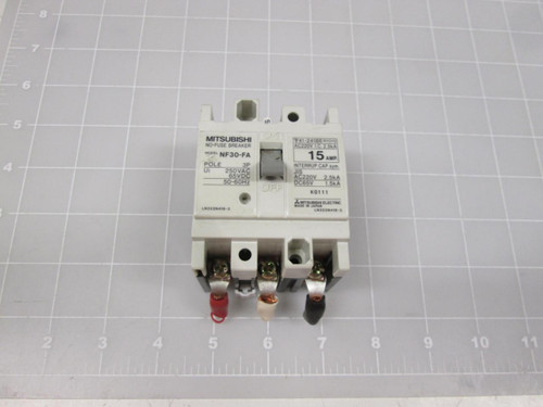 MITSUBISHI NF30-FA 15 AMP 3 POLE CIRCUIT BREAKER T68372
