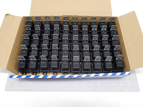 LOT OF 50 MOELLER PANASONIC CB1A-R-WM-12V ACB33721 RELAYS T69649 LOT OF 50 MOELLER PANASONIC CB1A-R-WM-12V ACB33721 RELAYS T69649