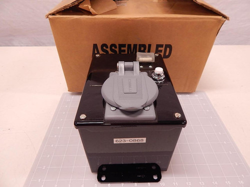 623-0868 240 VOLT 30 AMP INDUSTRIAL OUTLET ENCLOSURE