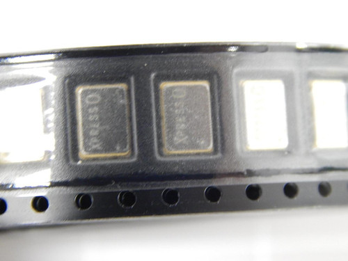 LOT OF 200 FOX ELECTRONICS FXO-HC736R-14.31818 OSCILLATORS 14.31818 MHZ 3.3 V 25 PPM T88339