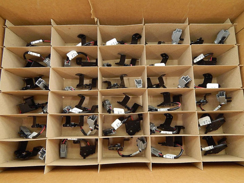 LOT OF 37 DK1GRWAE-H B-11C-G534-EXXX SUBMINIATURE SWITCHES