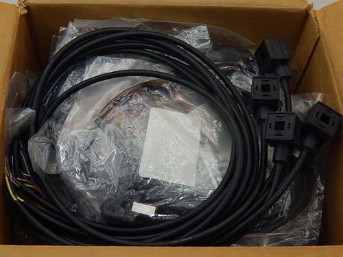 LOT OF 27 BRAD CONNECTIVITY 1211820093 1210400517 DIN CABLE T87405