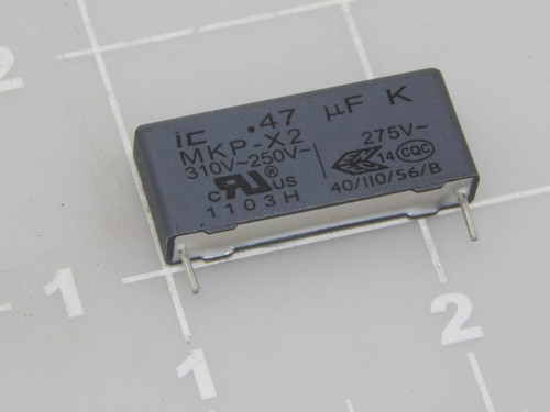 LOT OF 100 ILLINOIS CAPACITOR 474MKP275K METALLIZED POLYPROPYLENE CAPACTIROS 0.47 UF 275 VAC 10 % TOLERANCE T88582