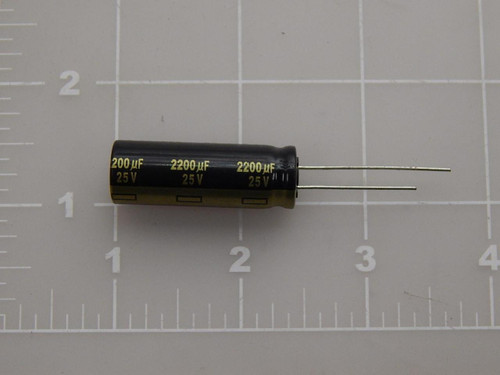 LOT OF 6 PANASONIC EEUFM1E222L FILM CAPACITORS .1 UF 100 V 5 % T88445