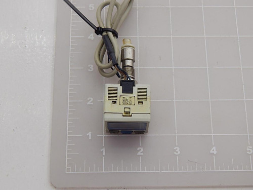 SMC ZSE30-01-25-M VACUUM SWITCH H/PRECISION T89105