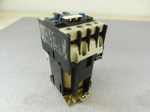 Telemecanique LC1 D25008, LA4 DC 1U Contactor w/ Coil Suppressor T97716 For Sale