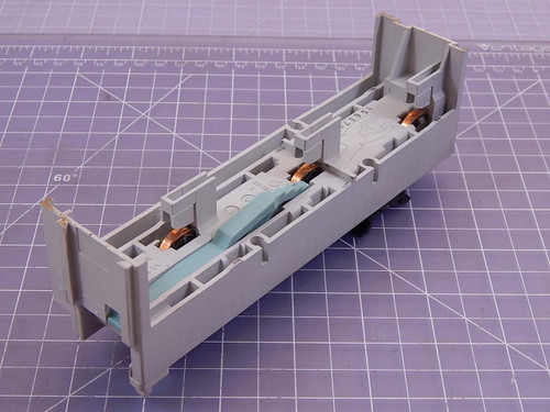 Lot of 12 Siemens EN60439-1, 8ZX1012-0US10-1BA1, 8US1 251-5DM07 Busbar Adapter For Sale