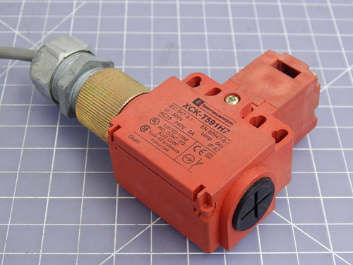 Telemecanique XCK-T591H7 Limit Switch T100697 For Sale