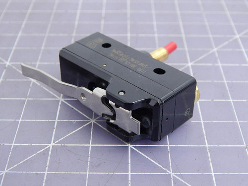 Lot of 15 Micro Switch WA-1RVX12572-A4 Basic / Snap Action Switches 20 A 125, 250, 277 VAC T103049 For Sale