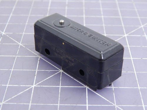 LOT OF 5 MICRO SWITCH BZ-R BASIC / SNAP ACTION SWITCHES SPDT 15 A 250 VAC PIN PLUNGER T102755