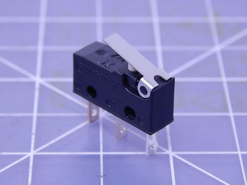 Lot of 50 ZF Electronics DB4 0T1205E4, DB4C-BGAB Snap Switches 4 A 125-250 VAC T106241 For Sale