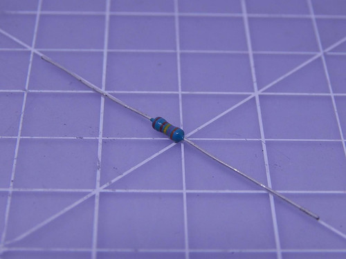 Lot of 700 RMF2503K74 Resistors T112412 For Sale