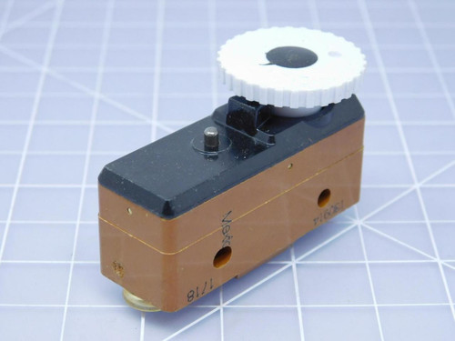 Honeywell 130914 1718 Basic / Snap Action Switch T122218 For Sale